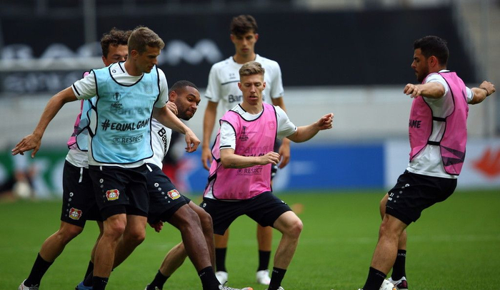 包含勒沃库森今晨主帅复盘,志在欧联名次提升,底气十足,数据趋势出现新变化的词条 包含勒沃库森今晨主帅复盘,志在欧联名次提升,底气十足,数据趋势出现新变化的词条