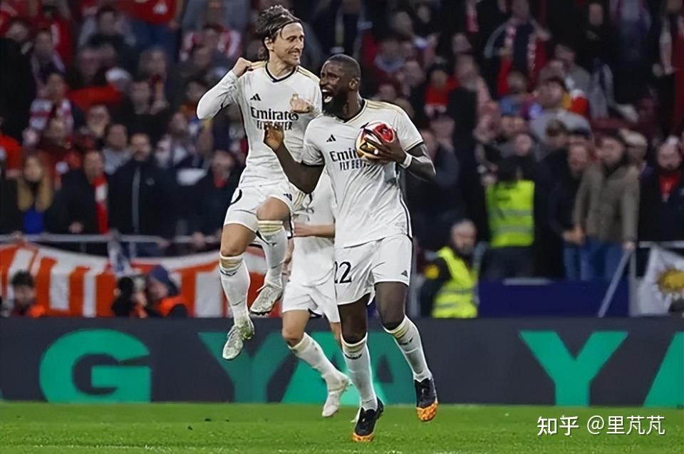 国际比赛日国王杯传出新动向，山东男篮临场应变，管理层表态——质疑声仍在，球探报告显示潜力(山东男篮最新消息今天)